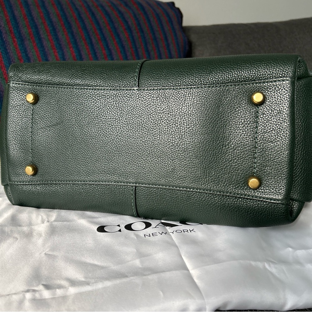 Coach Lana in Amazon Green Leather Shoulder Bag - Picture 5 of 12